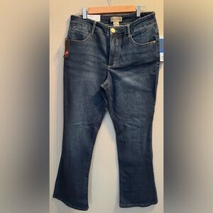 Democracy Jeans..High Rise Slim BootCut